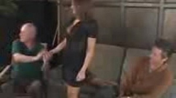 Horny Housewife Gets Screwed 3gp