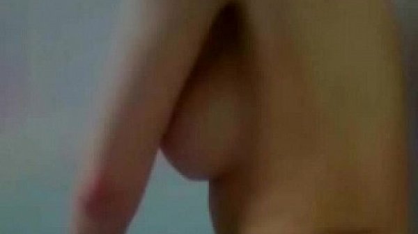 Bigtits Emo Viorotica dildoing in the bathroom