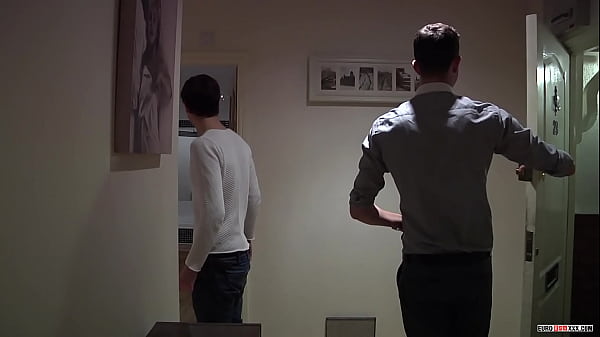 Bottom twink ass plowed by hung friends 