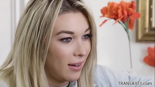 TS bombshell Aubrey Kate