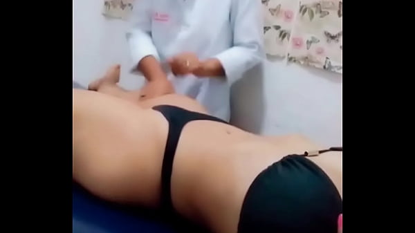 Gostosa da buceta grande  