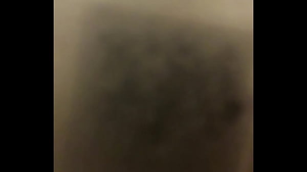 Mi vecinita ba&ntilde;andose