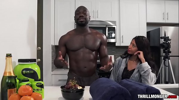 Thrilling Massage: September Reign - Big Black Cock Internal Happy Ending