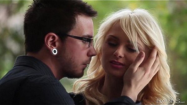 Babes.com - TEMPTING - Ivana Sugar  