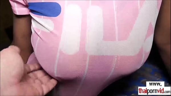 Big tits amateur asian hottie gives titty fuck 