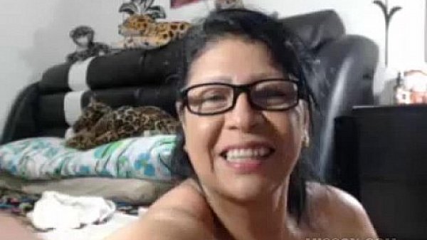 Latin huge ass mom