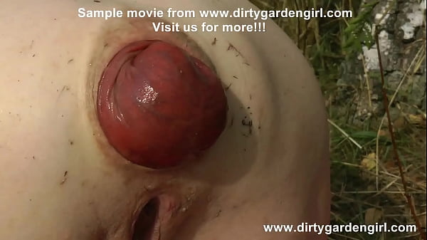 Dirtygardengirl fucking huge dildo in public and prolapse