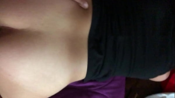 tirandojoes rico en la casita con mi amor en cuatro y gozando mucho ricos gemidos s !!!