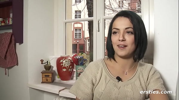 Ersties: Amateur Girl Masturbates For the Camera