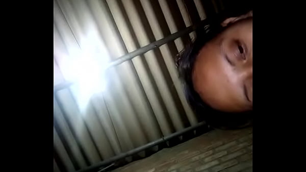 Timida se calienta y env&iacute;a video