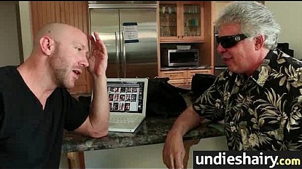 Screaming babe gushes hairy pussy juice 9