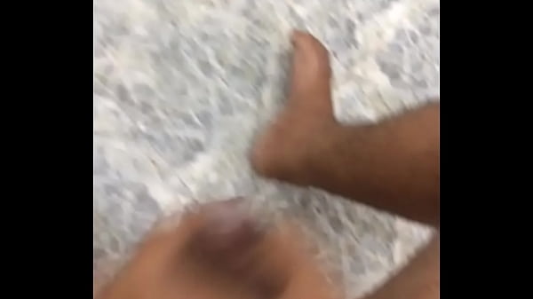 C829FB99-DE75-4A61-896D-610B21EB7B9B.MOV