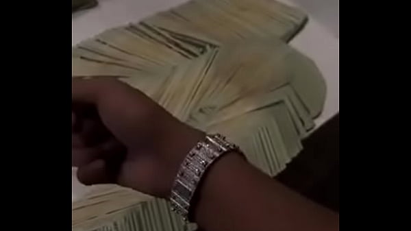 Mi hermana gime como puto