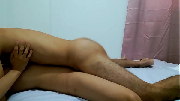 Monta mi pollo para que le llene el chocho de cremita