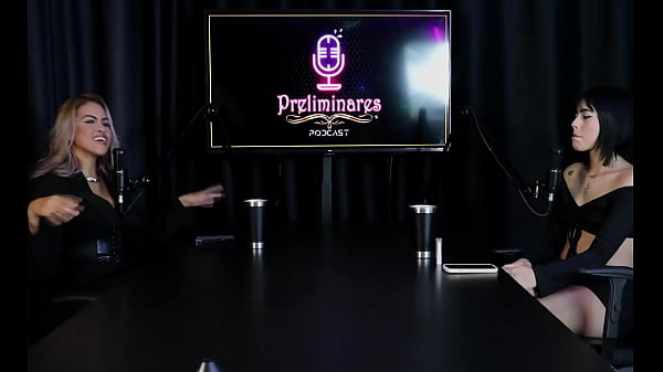 Teve uma rela&ccedil;&atilde;o conturbada com seu ex namorado, gosta de um suggar daddy, pediram que ela defecasse, e as perguntas... - Ariane Kimiko (SHEER/RED)