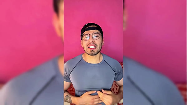 Hombre caliente se &eacute;xito en el gym y se jala su vergota muy rico 