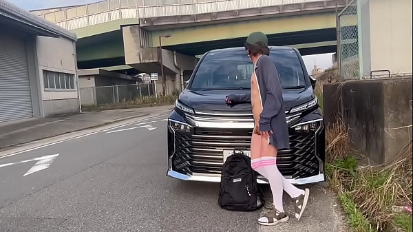 女装まゆの昼間露出プレイ 