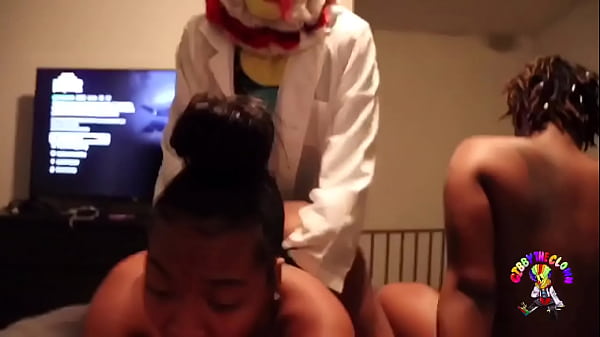 Fucking bratttybae while Siren Nudist watches TV