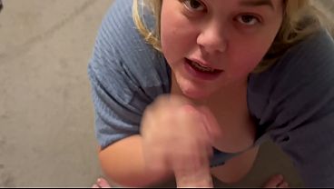 I want veiny dick deep in my mouth