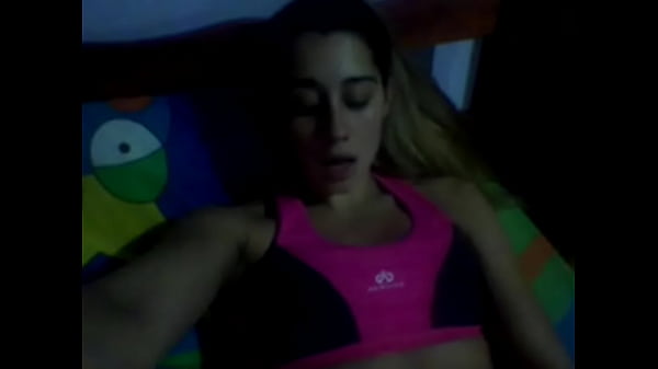 hermosa pendeja argentina tocandose 