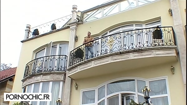 Sensual sex with a gorgeous brunette