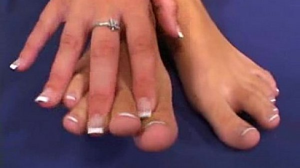 Naudia Marie Barefoot Maniacs