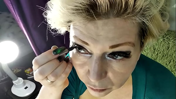 Makeup lessons from a famous married Russian porn star Aimee Hot MILF (aka AimeeParadise)...