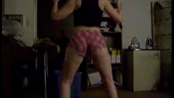 Ass Shaking to Mr. Smith