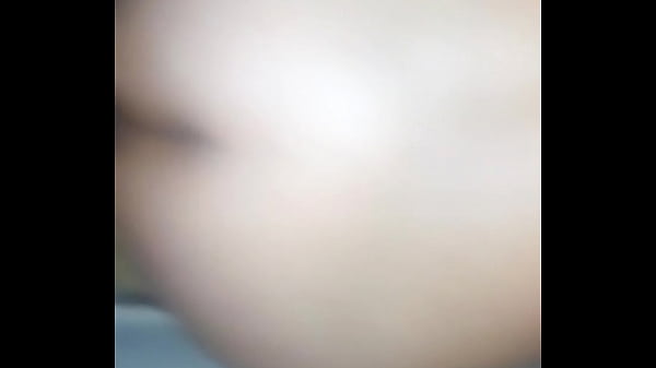 Le saco la caca por la cojida anal