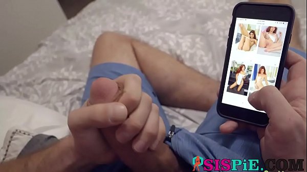 Brattysis - Audrey Royal  