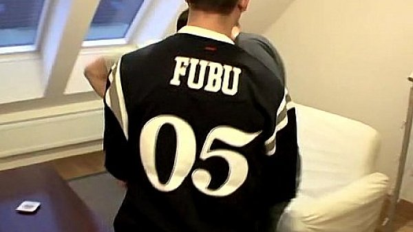 Skuby Gets Rosy Cheeks!