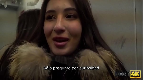 Debt4k. Lassie tiene sexo con un coleccionista porque no tiene dinero para deudas