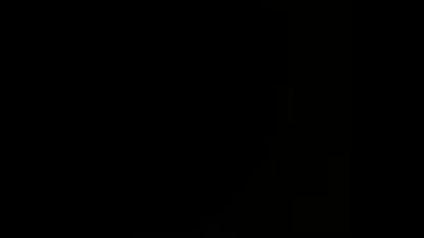 Je suis nue sous mon peignoir...Qui vient me mater sans ? Grrr