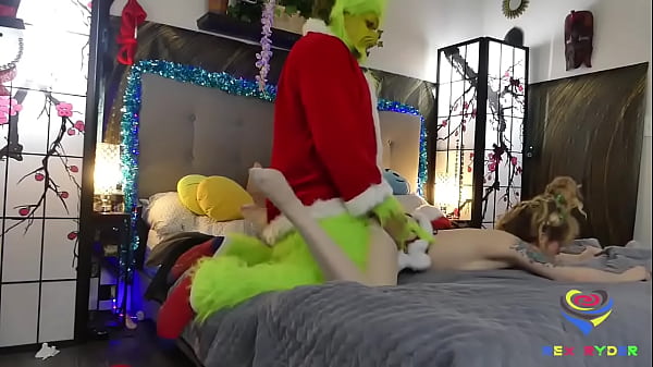 MERRY CHIRSTMAS missaileeanne