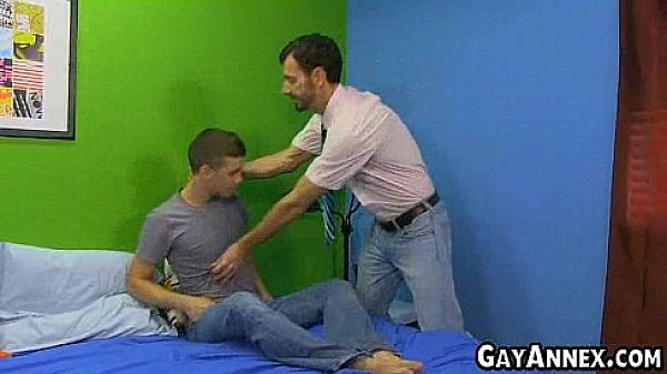 Twink gets ass fingered by older guy