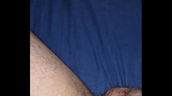 Punheta gostosa com pau cremoso  