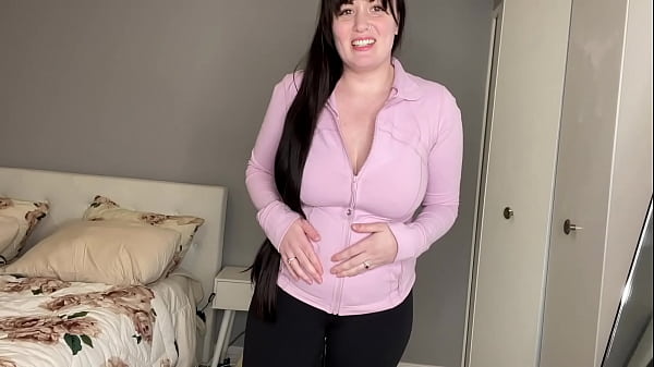 Mommys Desperation and Wetting