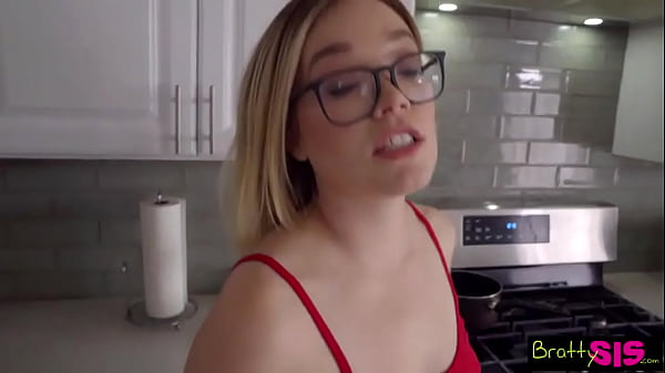 "I will let you touch my ass if you do my chores" Katie Kush bargains with Stepbro - S13:E10 [BrattySis Taboo]