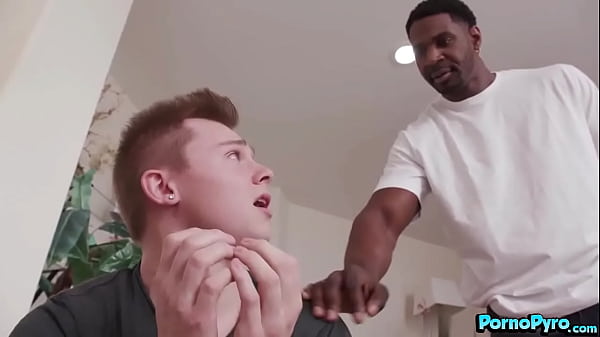 Stepmother Texas Patti Bangs Mandingo Jax Slayher In Front Of Stepson 