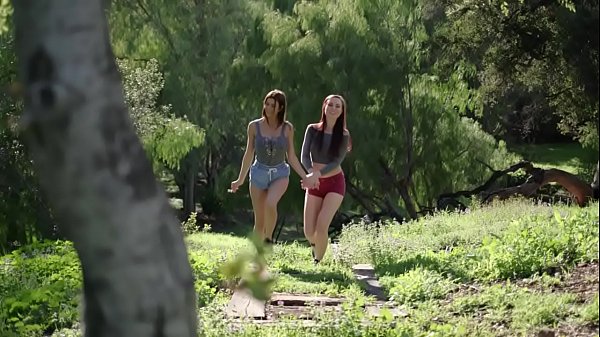 Horny chicks mix mud with pleasure