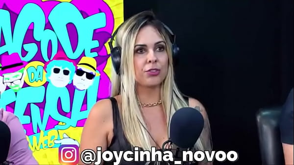 Dona Irene me fez ficar melada de tanto que gozei com ela. Pensa numa senhora deliciosa! Vem me ver com a buceta inchada de tes&atilde;o  