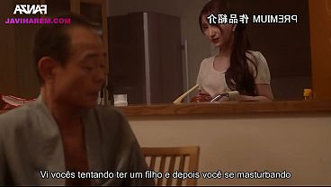 Meu padrasto comeu minha esposa enquanto eu tomava banho - LEGENDADO  