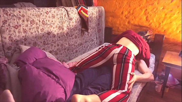 Los bes&aacute;ndose terminan follando