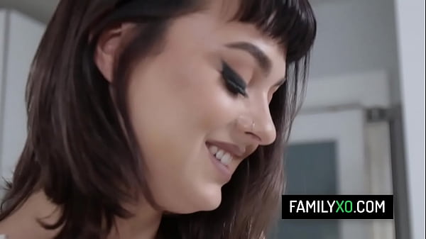 Big tits slut seduces stepcousin and let him fuck her pussy  