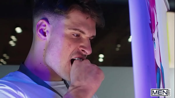 MEN - Malik Delgaty, Axelle Rose - Anime Boy Loves Cum