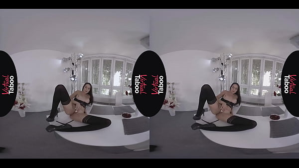 VIRTUAL TABOO - Hottie