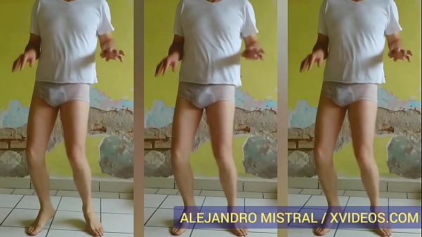 Un baile en Calzoncillos mojados ALEJANDRO MSTRL 