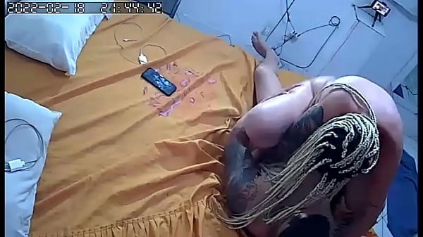 C&Acirc;MERA ESCONDIDA!