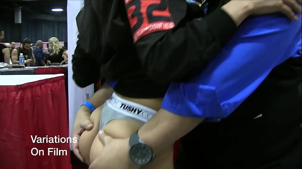 Vicki Chase Interview At Exxxotica NJ 2016  