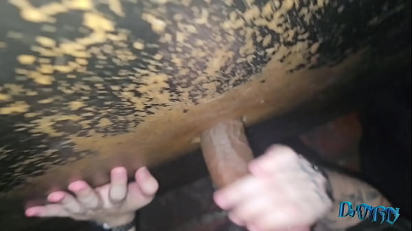 Coloquei o drip e a lupa pra levar e mamar v&aacute;rias rolas nas cabines do centro de S&atilde;o Paulo (COMPLETO NO RED) 